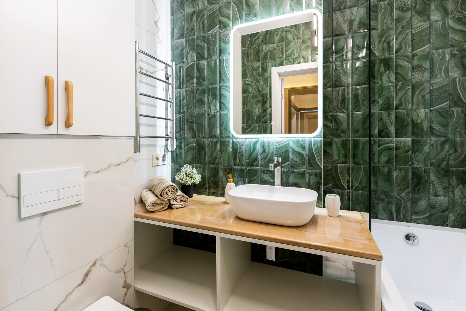 Апартаменты CozyApartments "Minsk World"