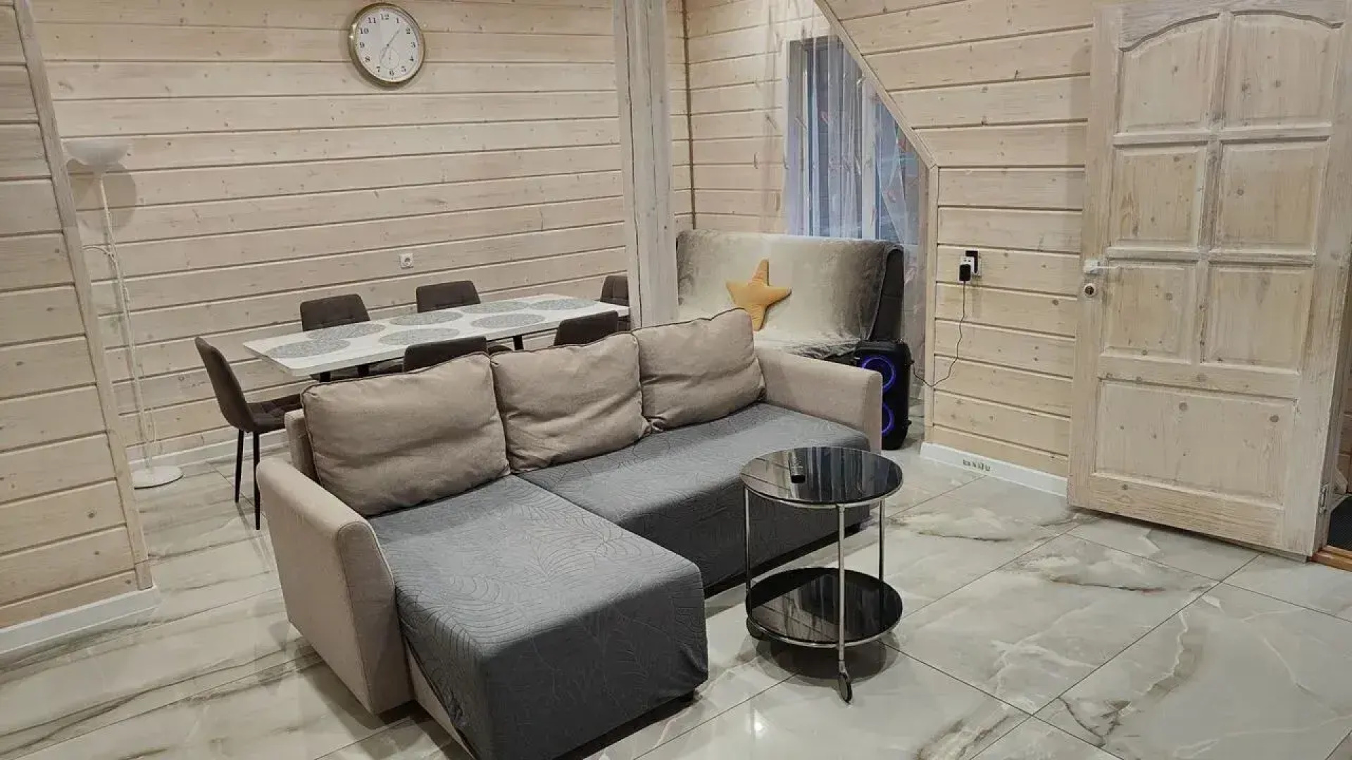 Частный дом Lux 130 кв.м в сосновом лесу на берегу озера в Рощино