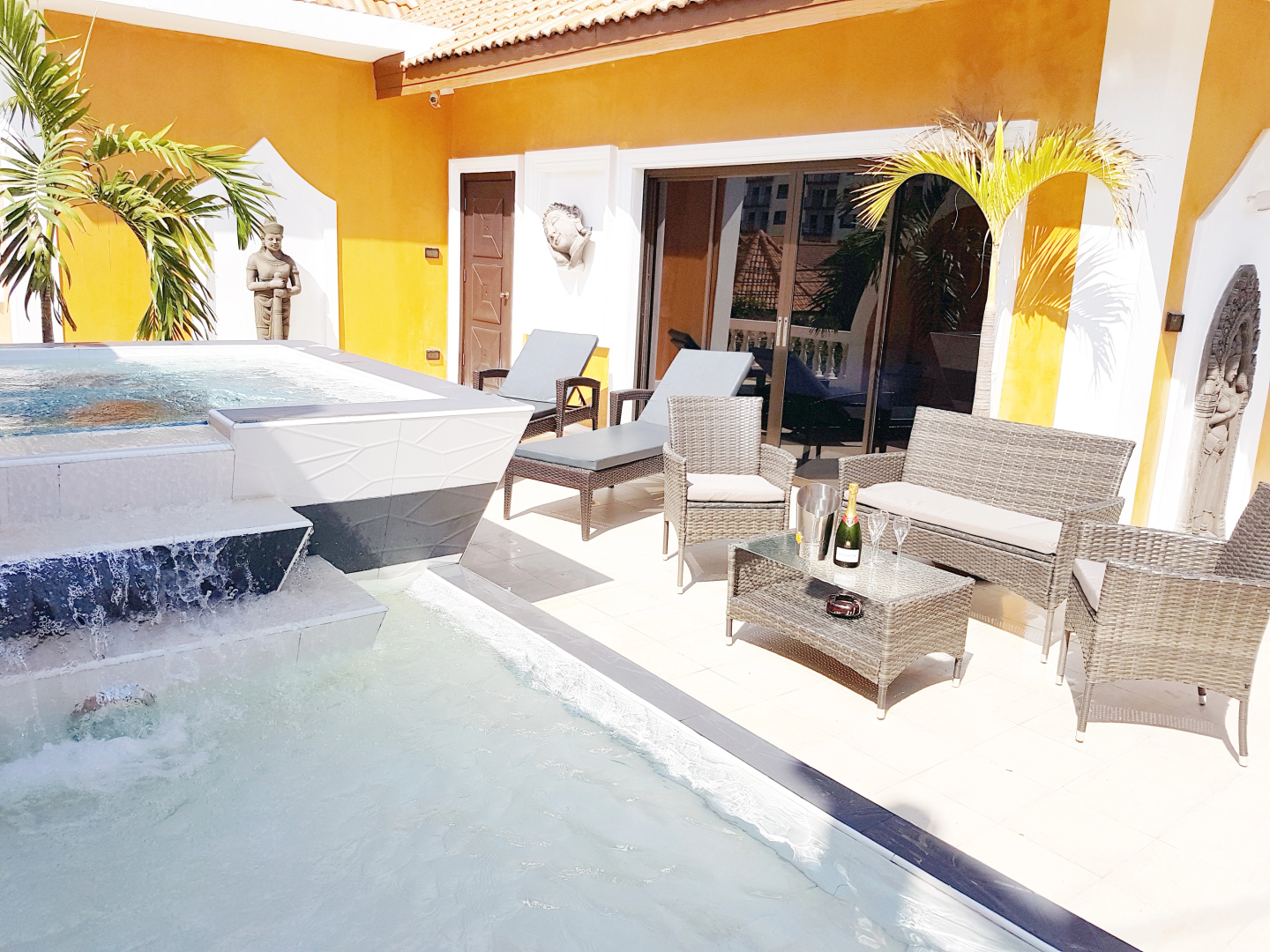 Вилла Hideland - The Luxurious Tropical Villa - Pattaya Jomtien