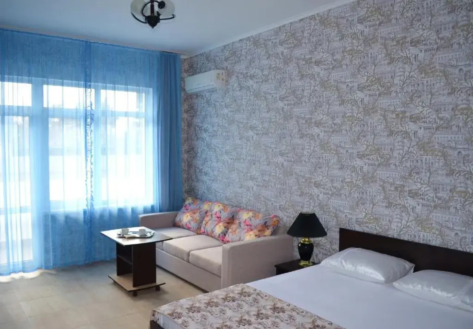 Отель Золотой берег Анапа