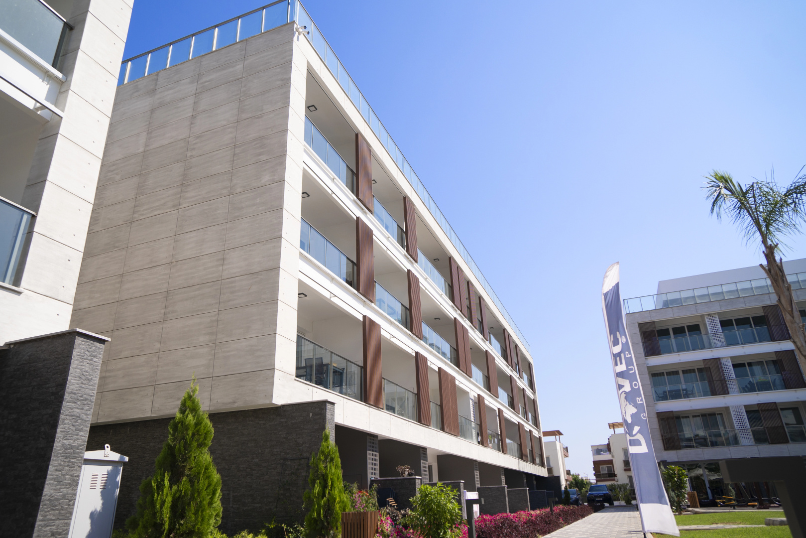 Апартаменты Courtyard Long Beach, Северный Кипр, бассейн, терраса, 500м от моря