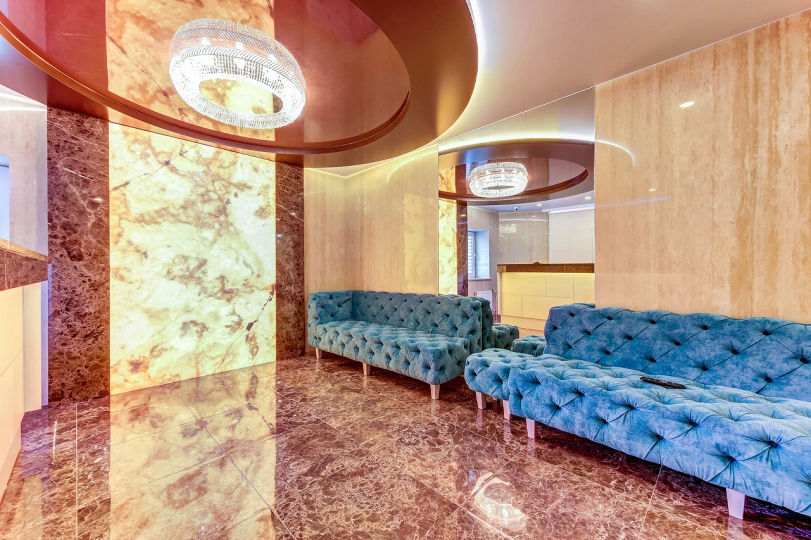 Отель Академия