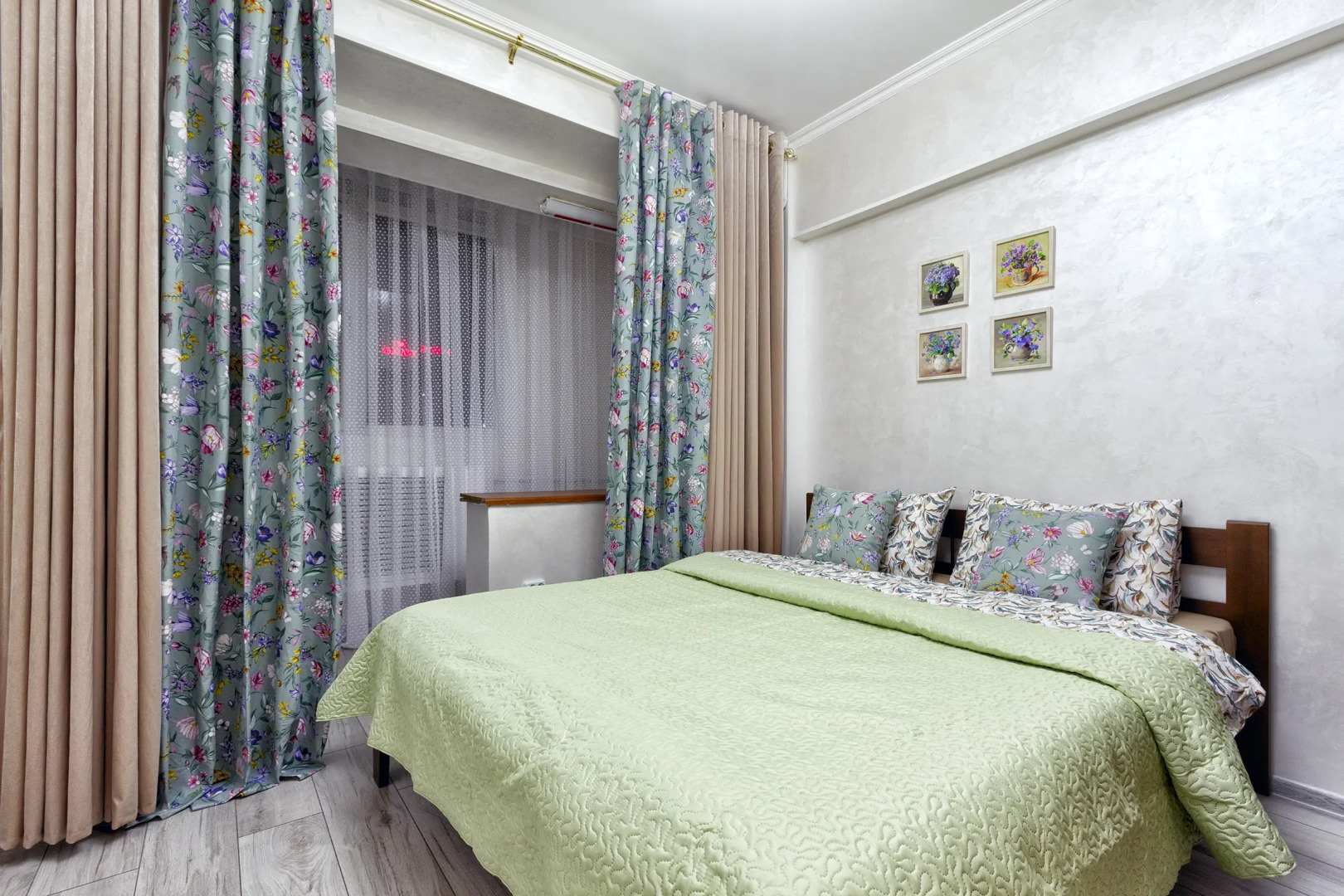 Апартаменты 16 В Самом Центре Отлично Подходит для Туристов и Деловых Поездок