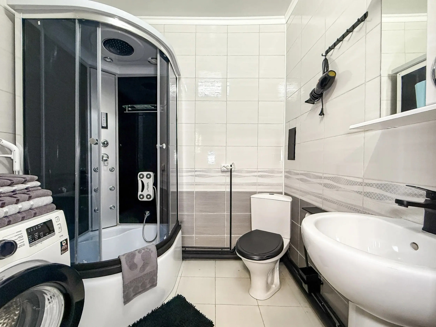 Апартаменты Монако 24 на Владимирской 55В/231