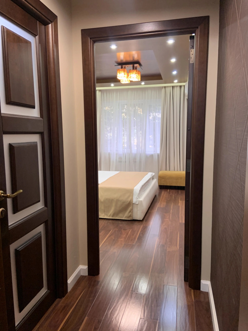 Квартира Уютная в Тихом Центре на Роз 65 10 Минут до Моря