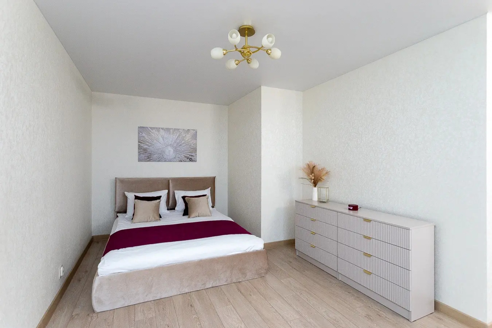 Квартира на Диктора Левитана 44