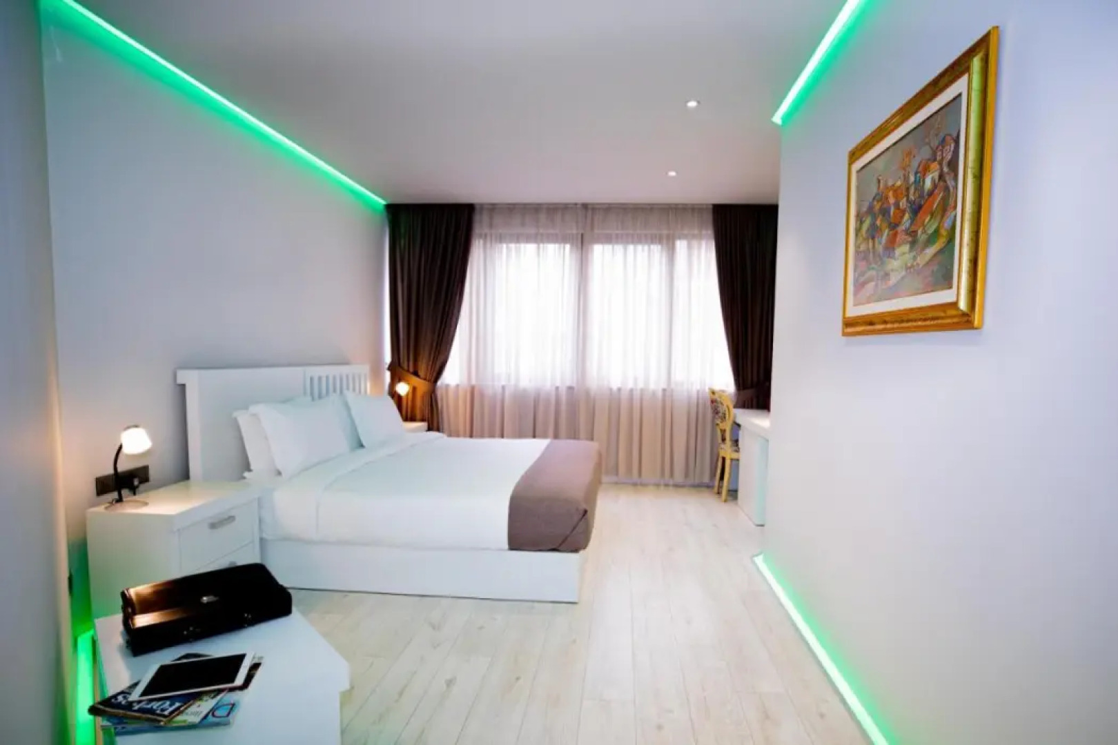 Отель Metro Hotel Tirana