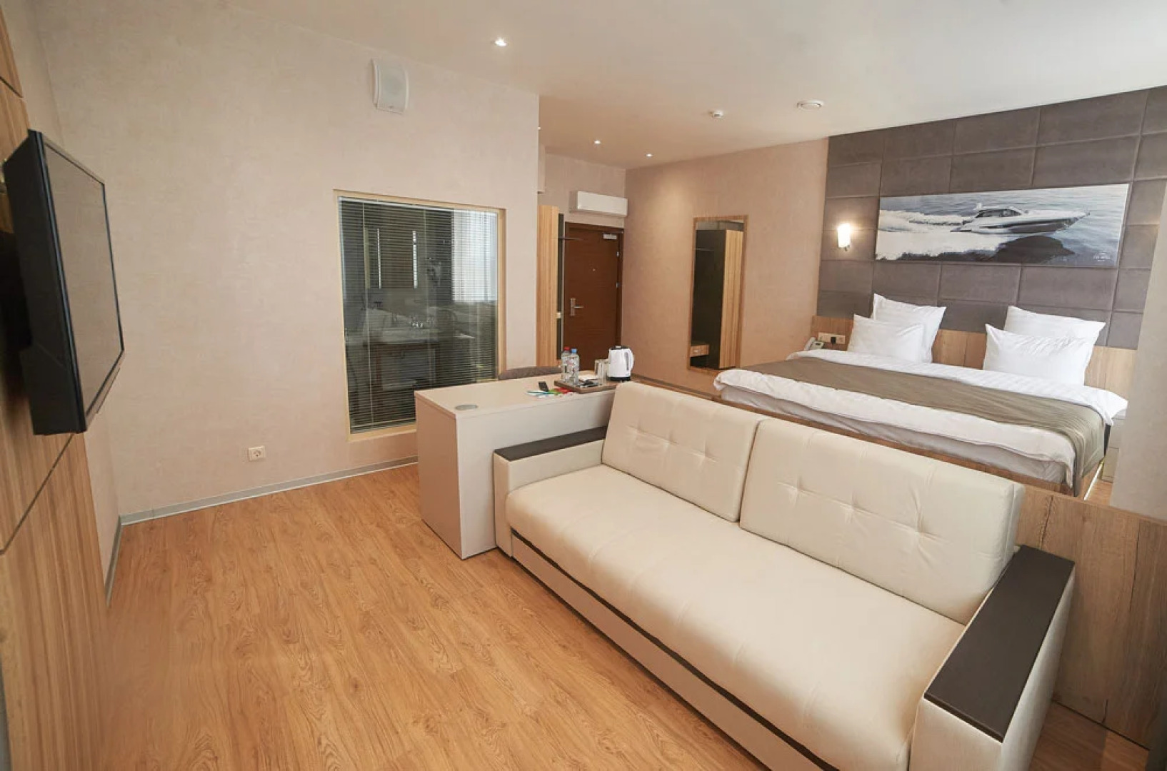 Отель F911 Яхт Клуб