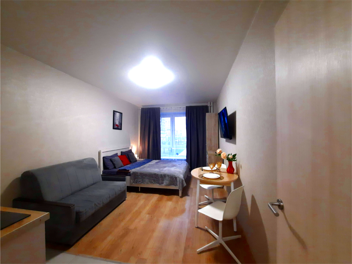 Квартира Третья Студия на Ларюшина 4/2