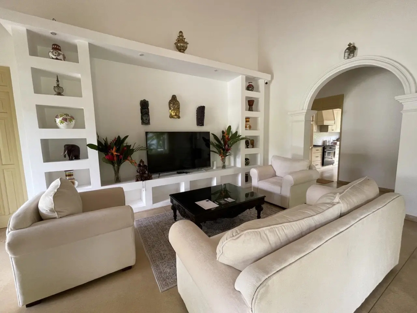 Вилла Claire Villa by Younger Villas & Resorts