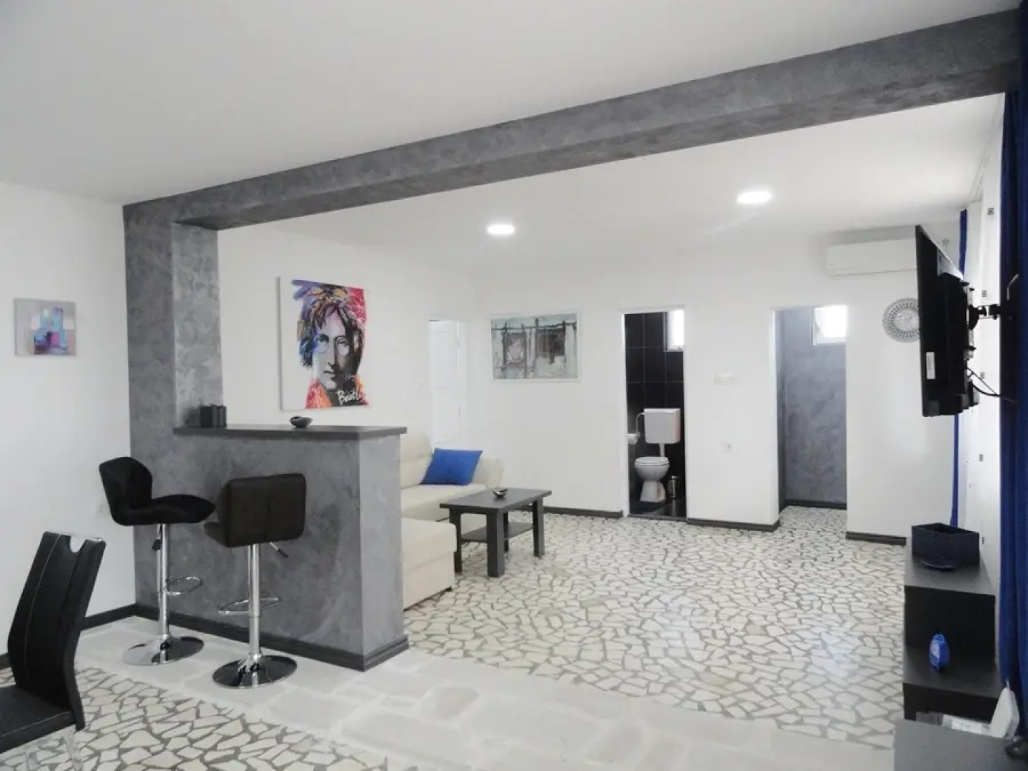Гостевой Дом The house with pool in Petrovac