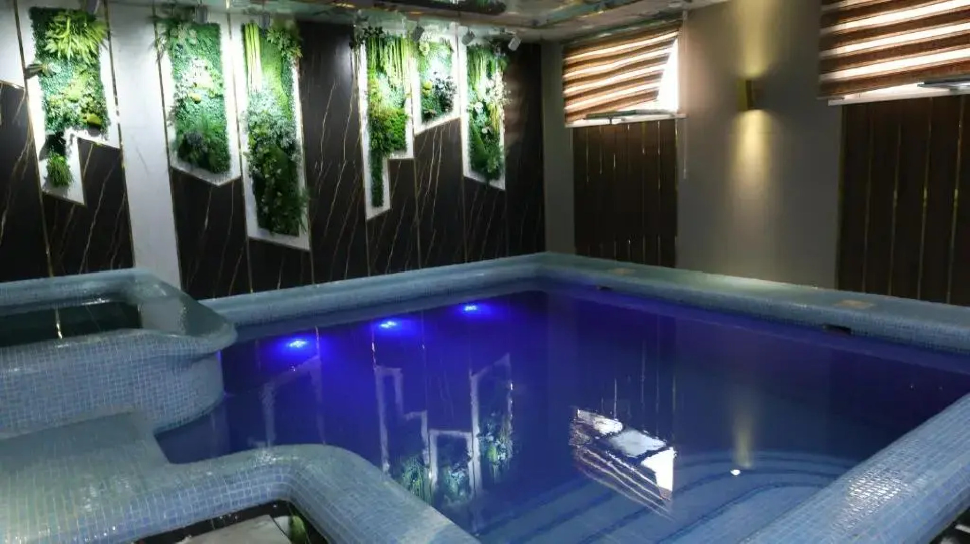 Отель Zarafshon Grand