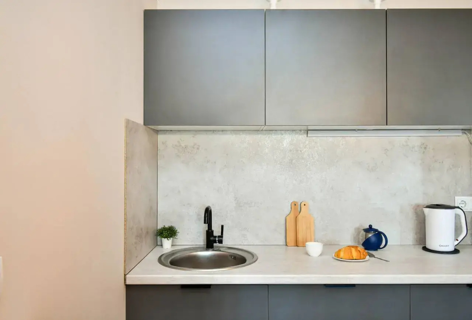 Квартира уютная двушка возле НИИ Медицинских проблем Севера