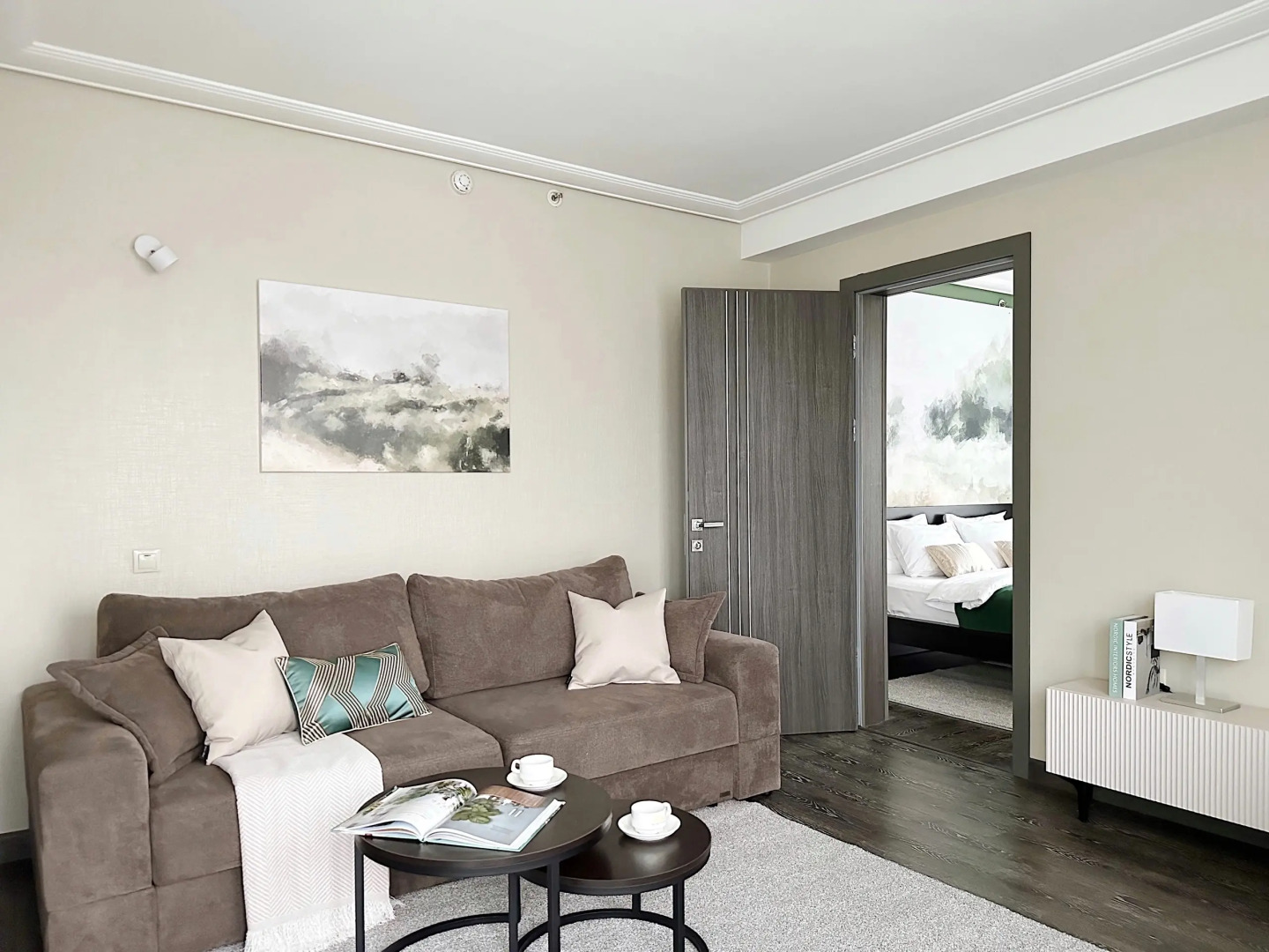 Отель Астро Плаза