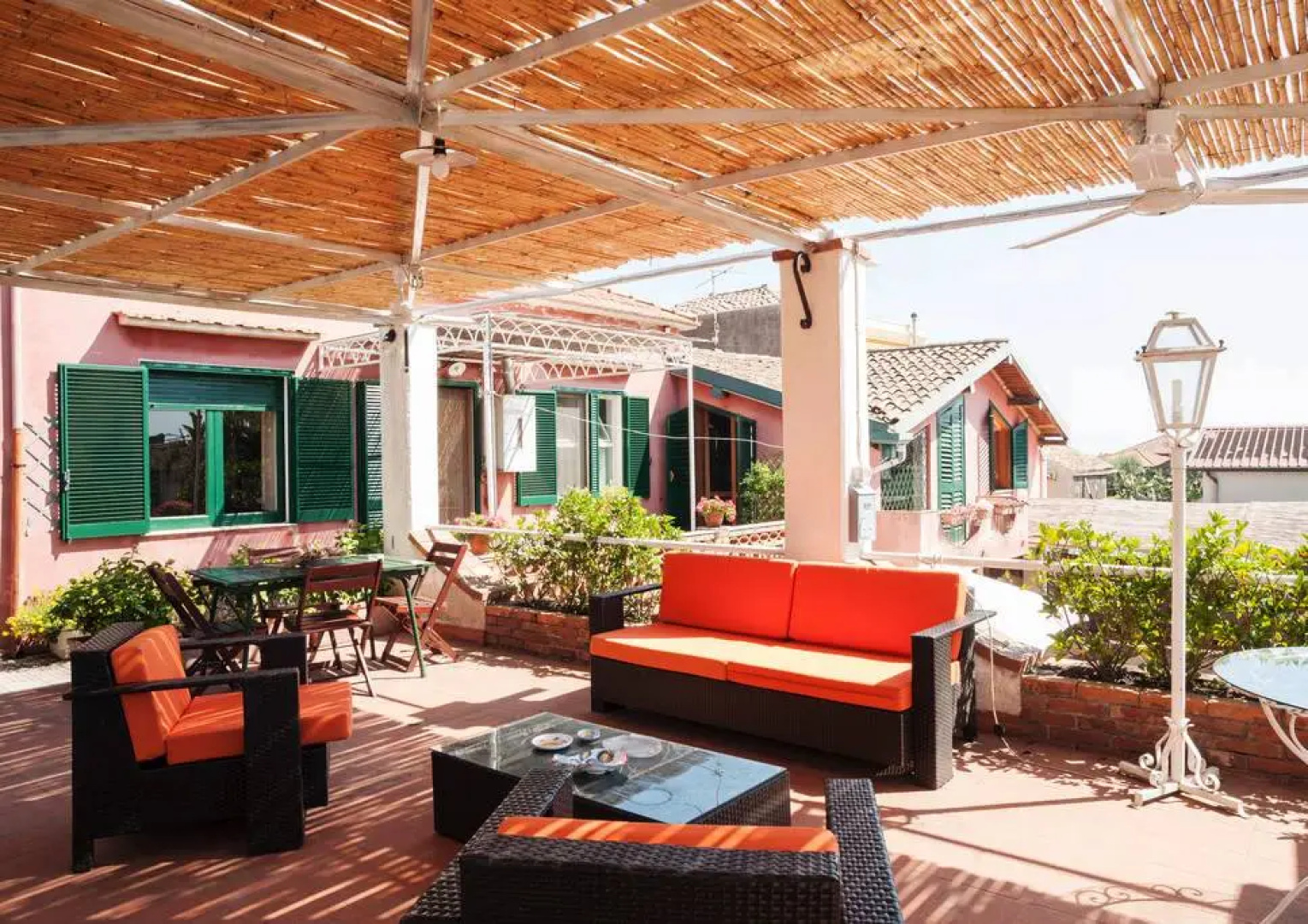 Отель B&B La Casa del Ficus