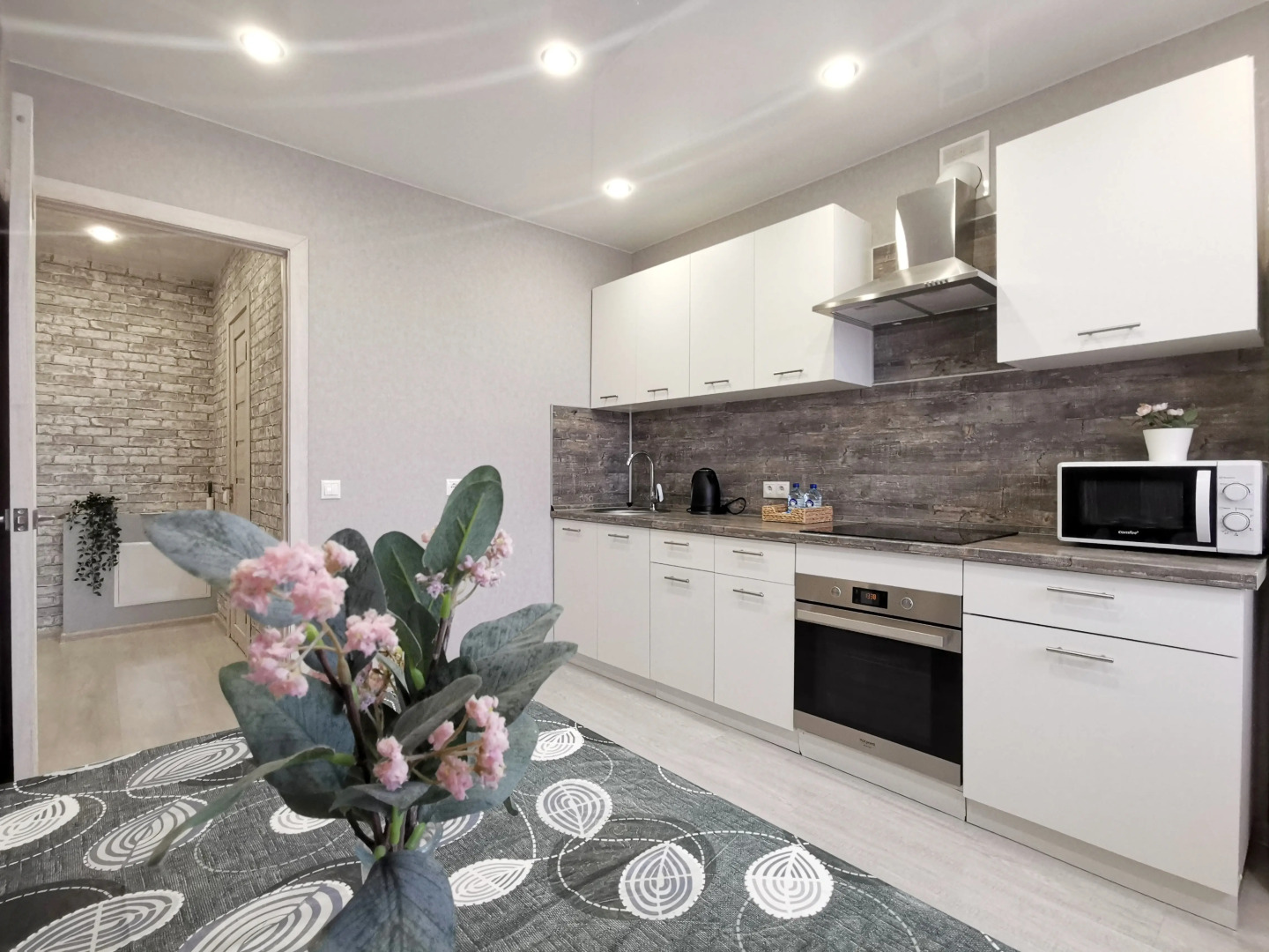 Апартаменты на Дыбенко 27А