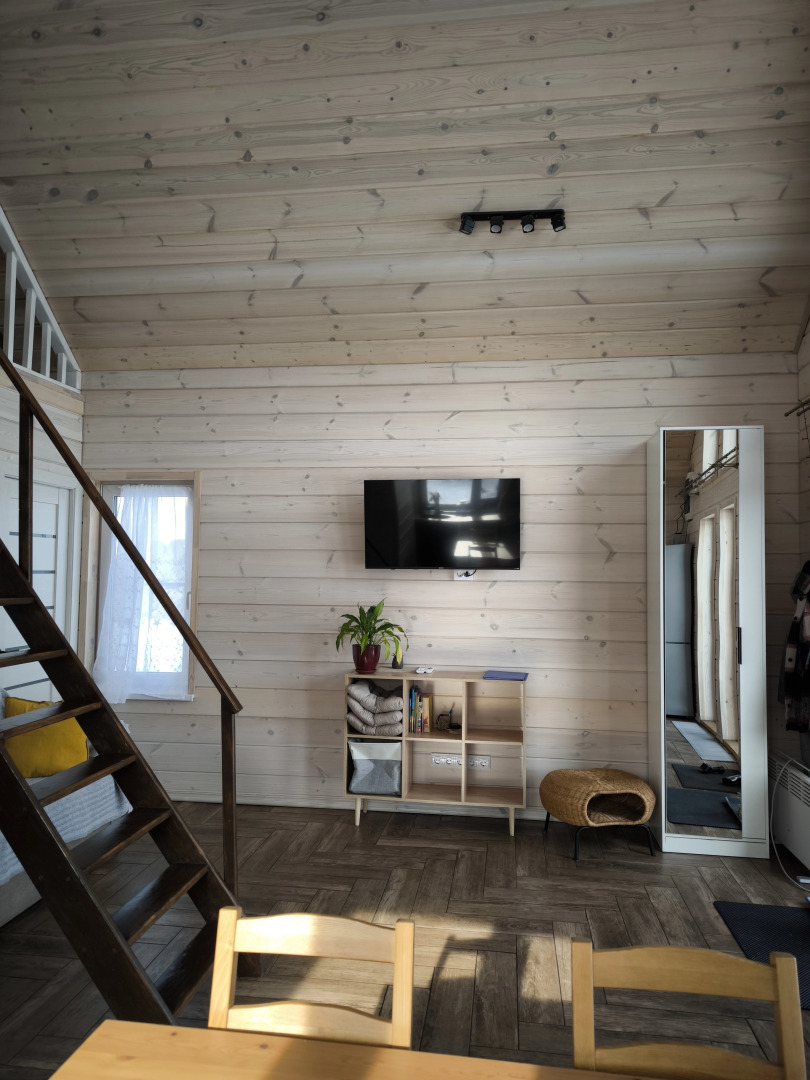 Частный дом Чёрный домик у озера Отрадное