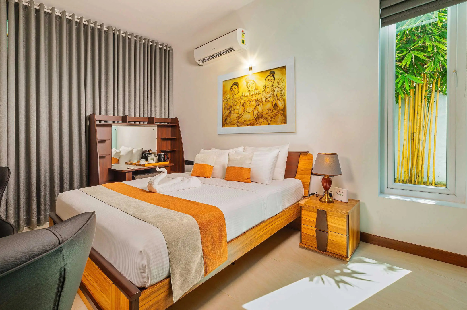 Отель The Palace by Ocean