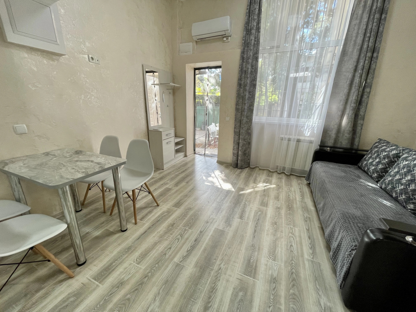 Апартаменты на Набережной Ялты