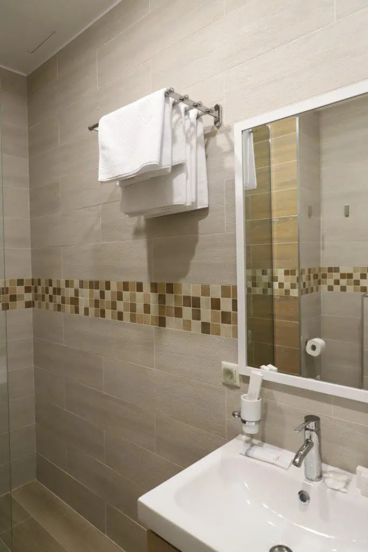 Отель Enjoy Hotel