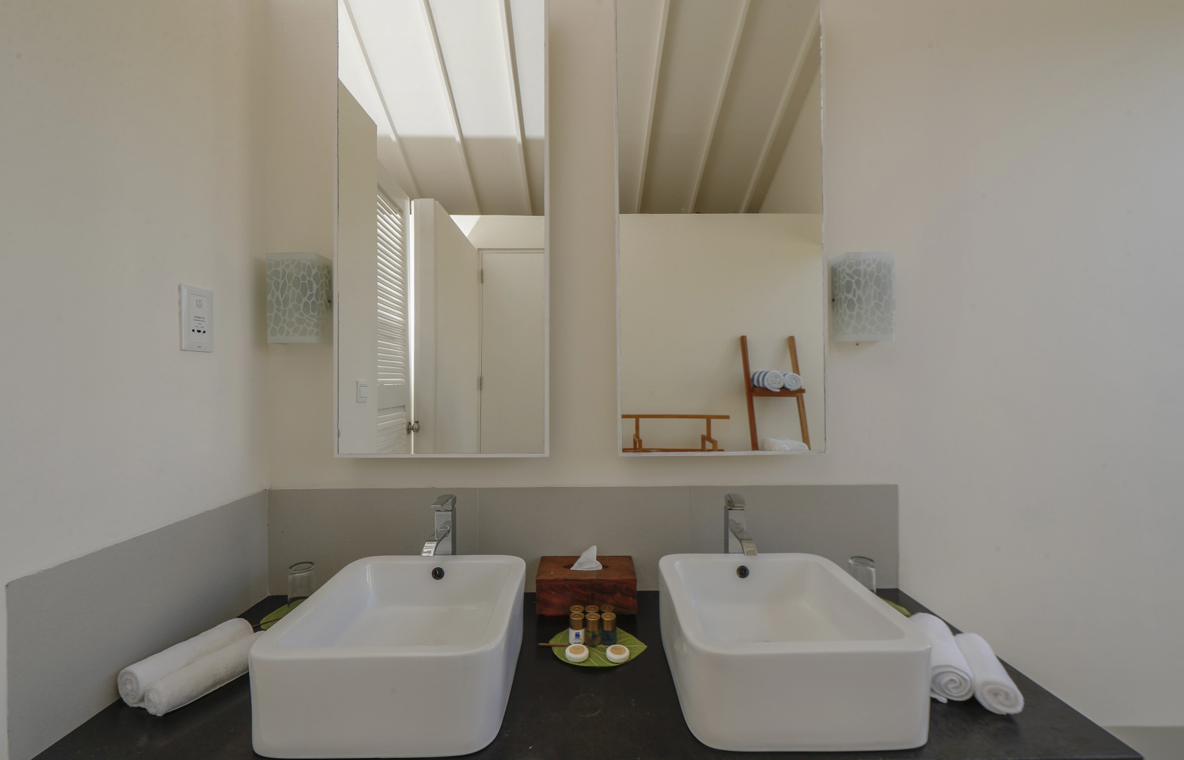 Отель Hondaafushi Island Resort