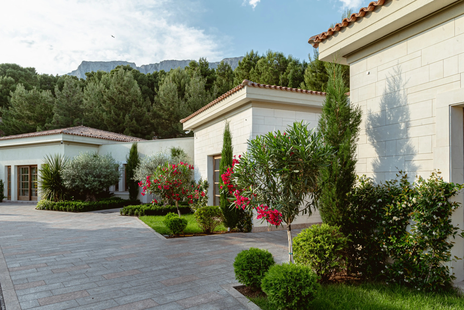 Отель Крымский Бриз Hotel & Villas