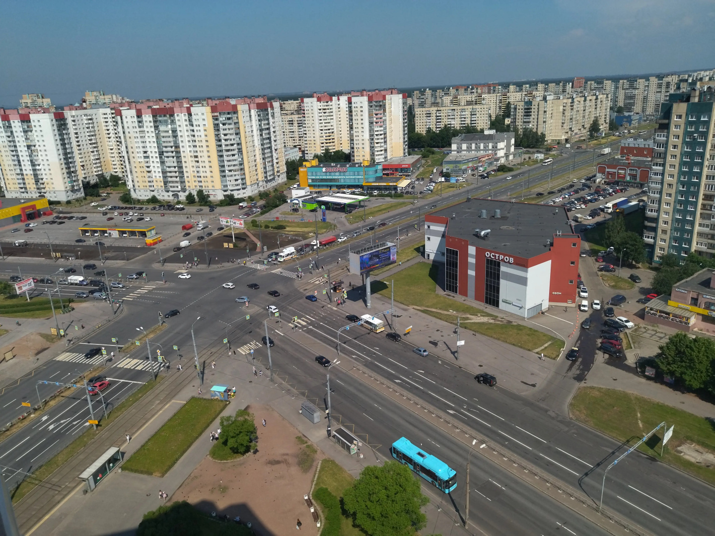 Апартаменты на проспекте Косыгина 17