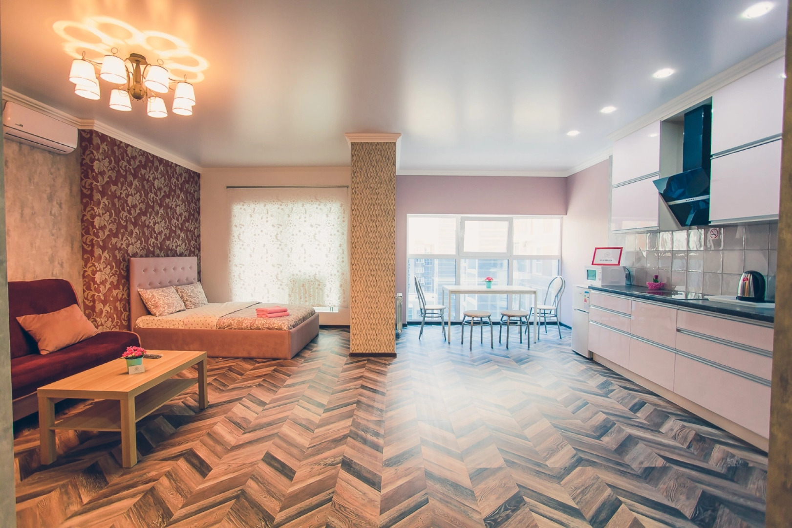 Апартаменты Октябрьской Революции 23 А Студия