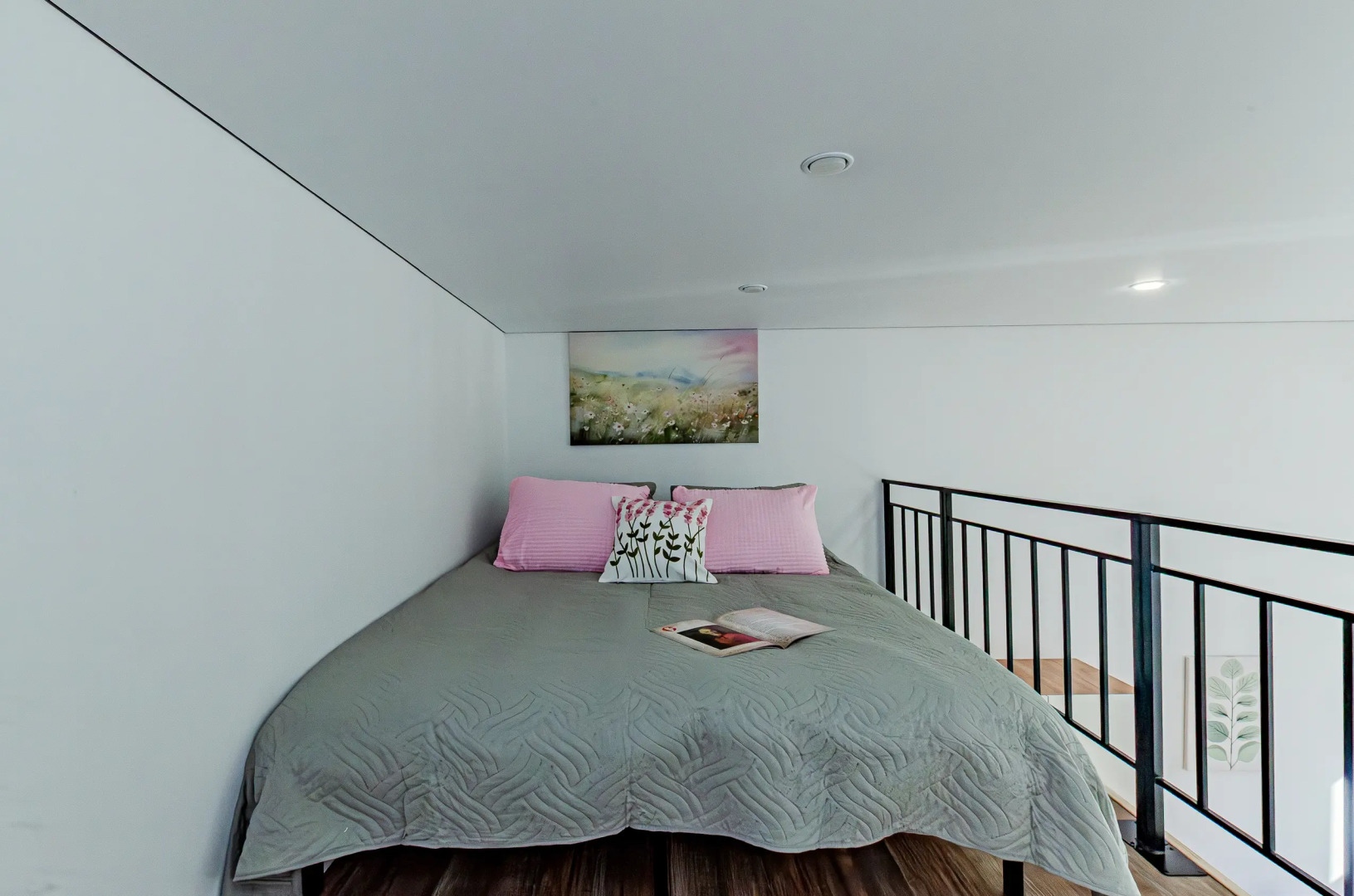 Квартира Kremlin Olive Pink