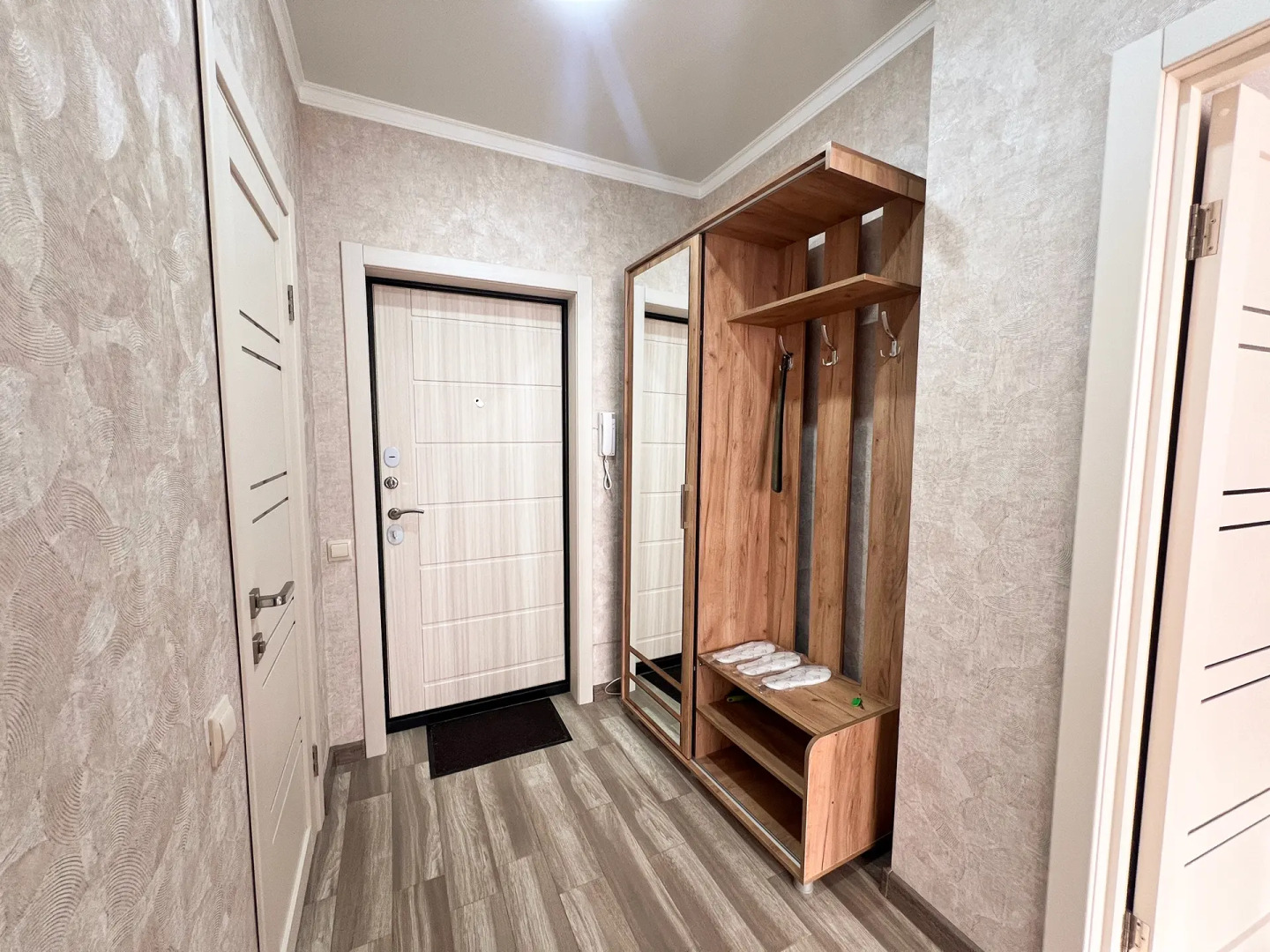 Апартаменты Apart MV на Новоселов 5к2