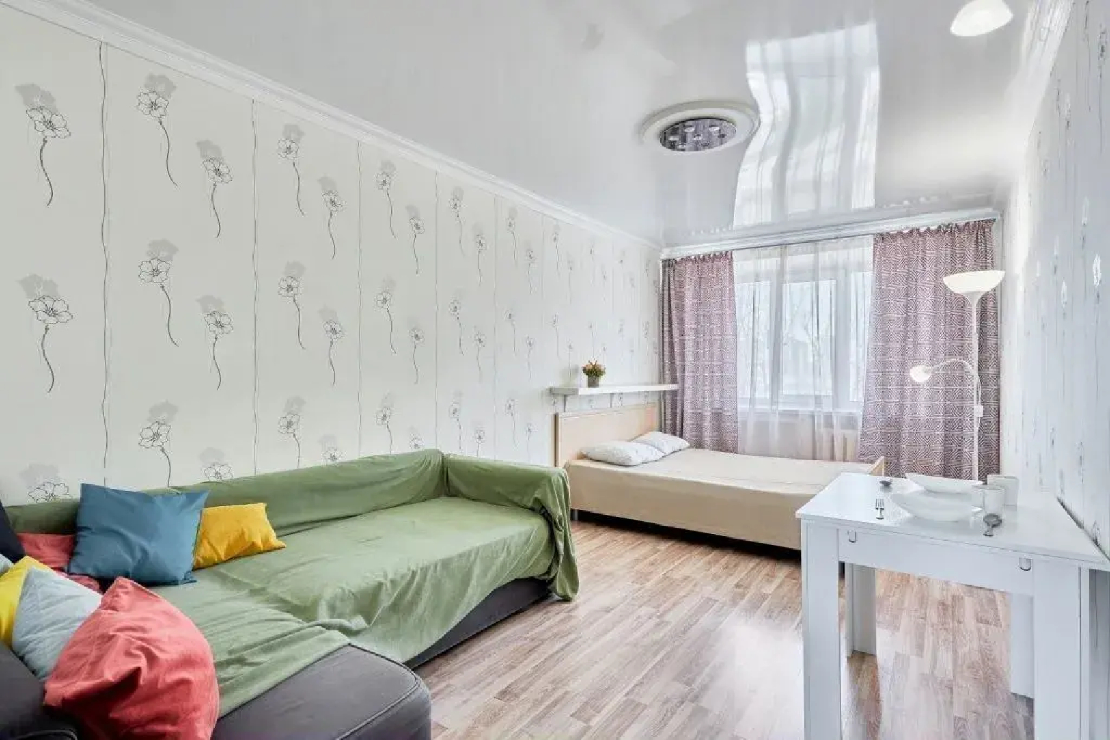 Квартира на Холодильной Улице 57А