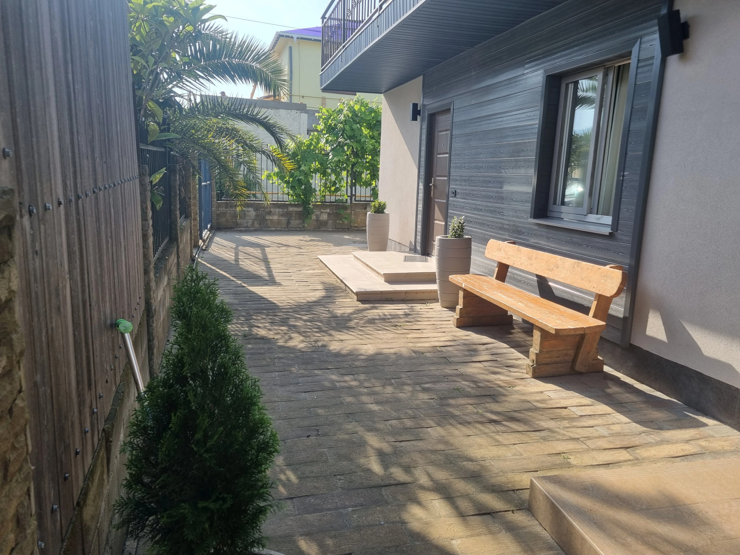 Гостевой Дом с Бассейном