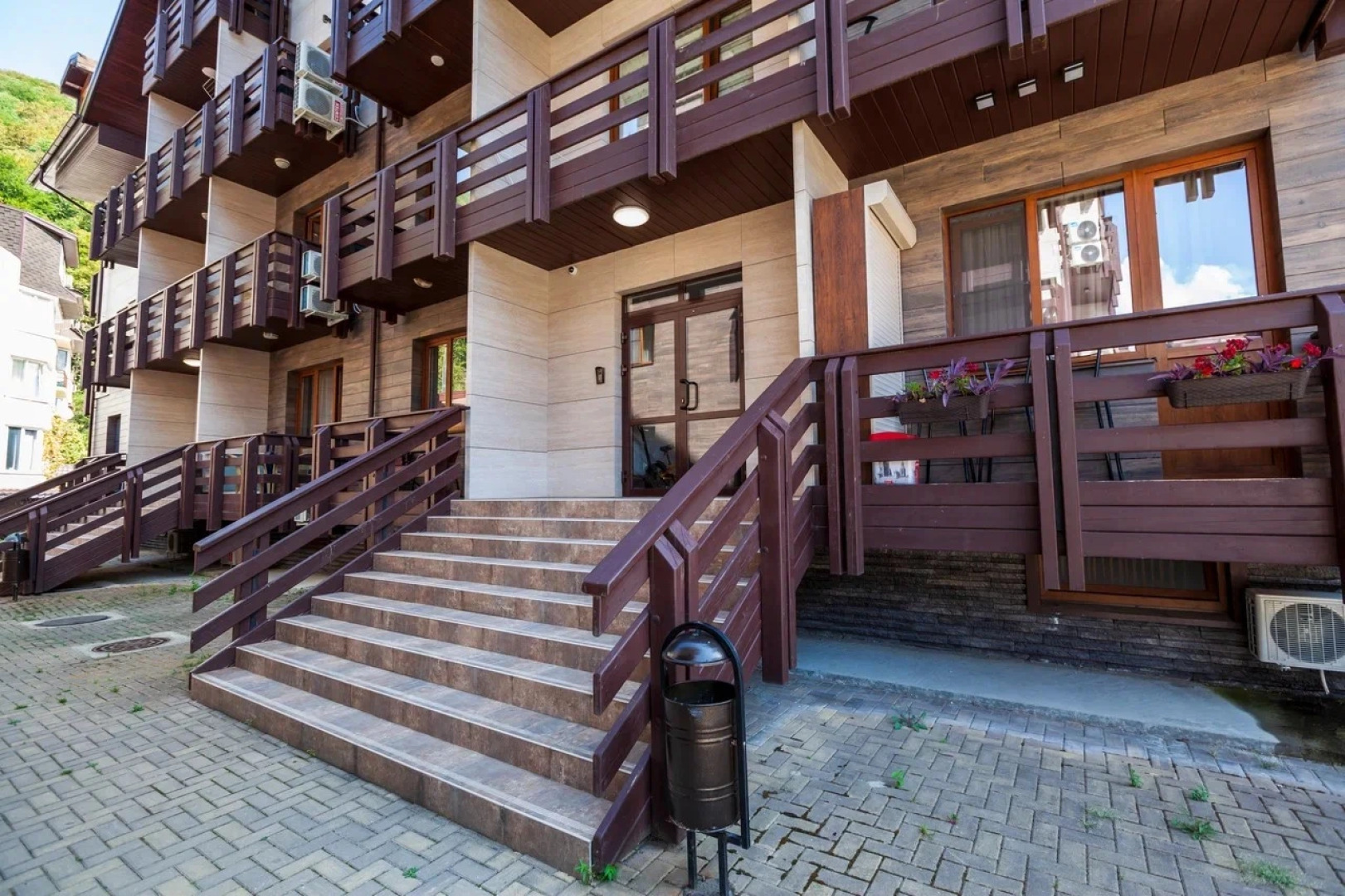 Апартаменты More Rooms на Эстонской 88/11