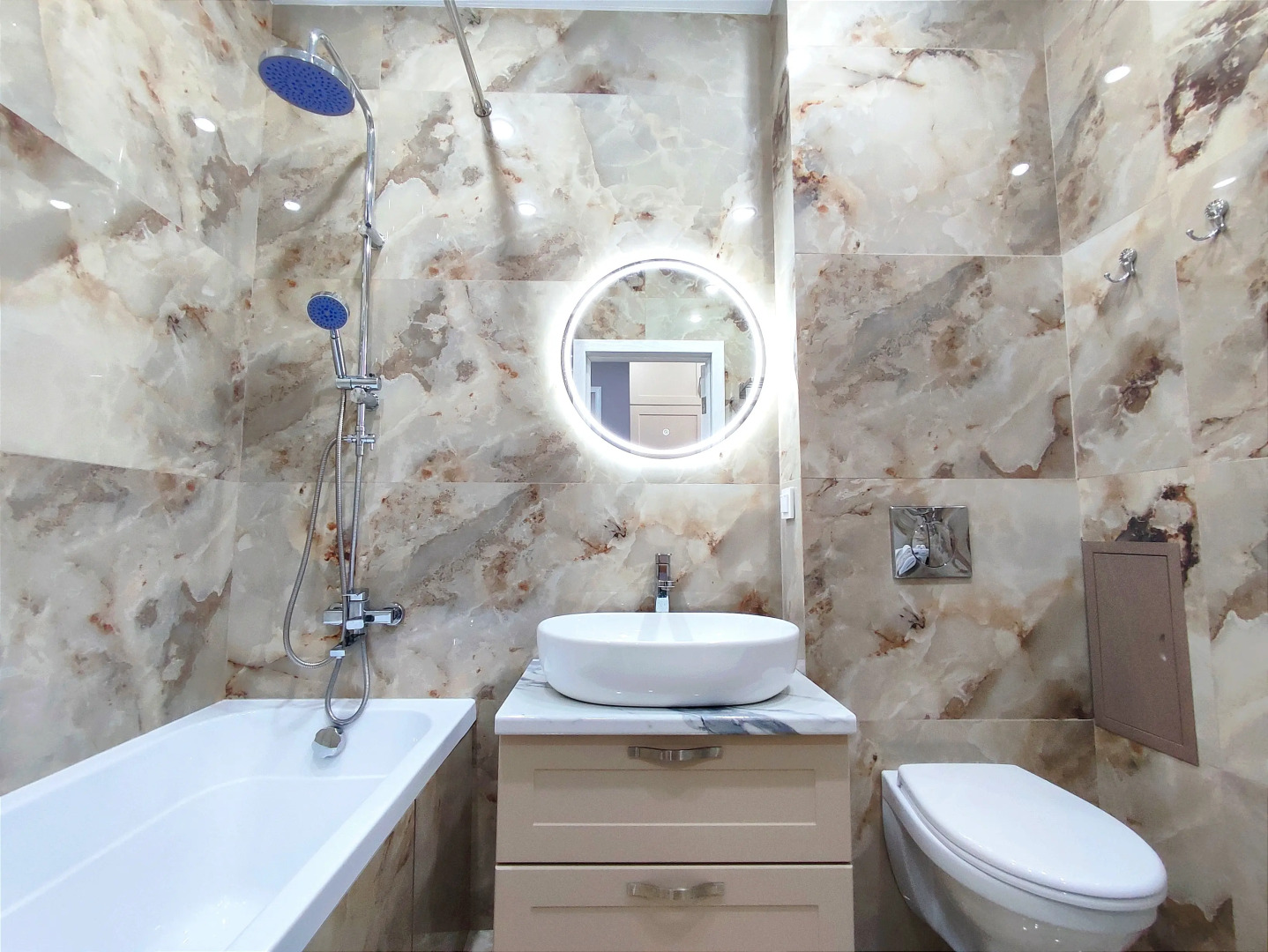 Квартира Enigma Apartments - Студия с панорамным видом в ЖК Аквамарин