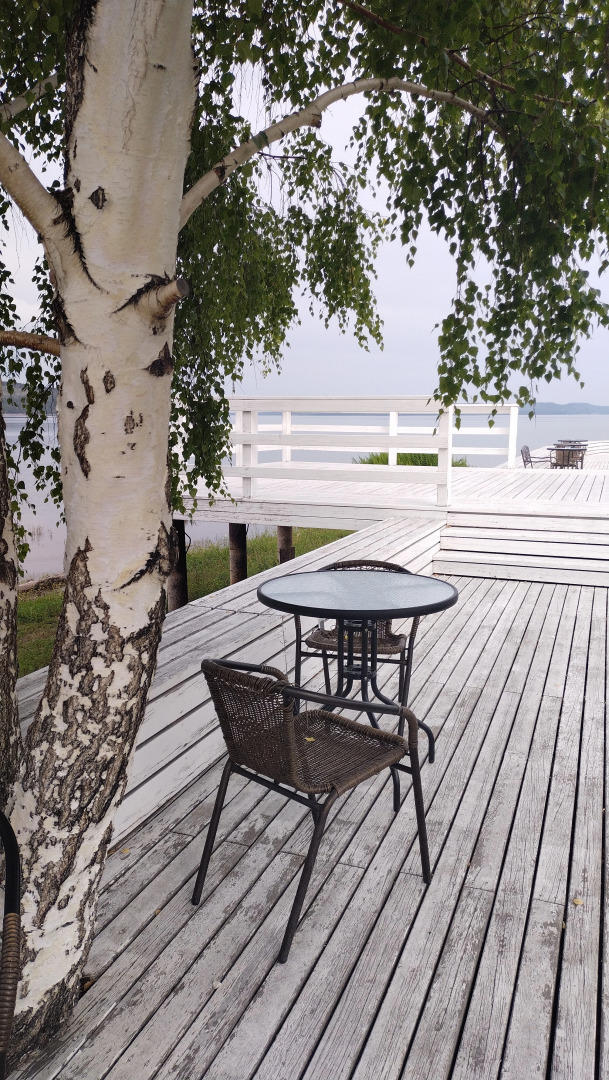 Белый берег