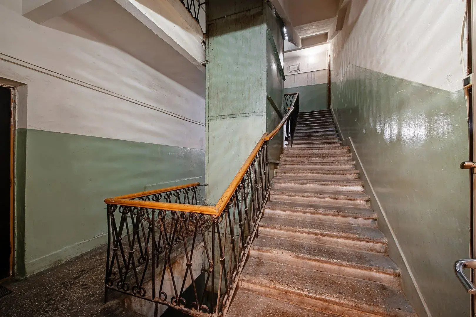 Апартаменты Стильная Студия в Башне Комплекса Ворота в Город