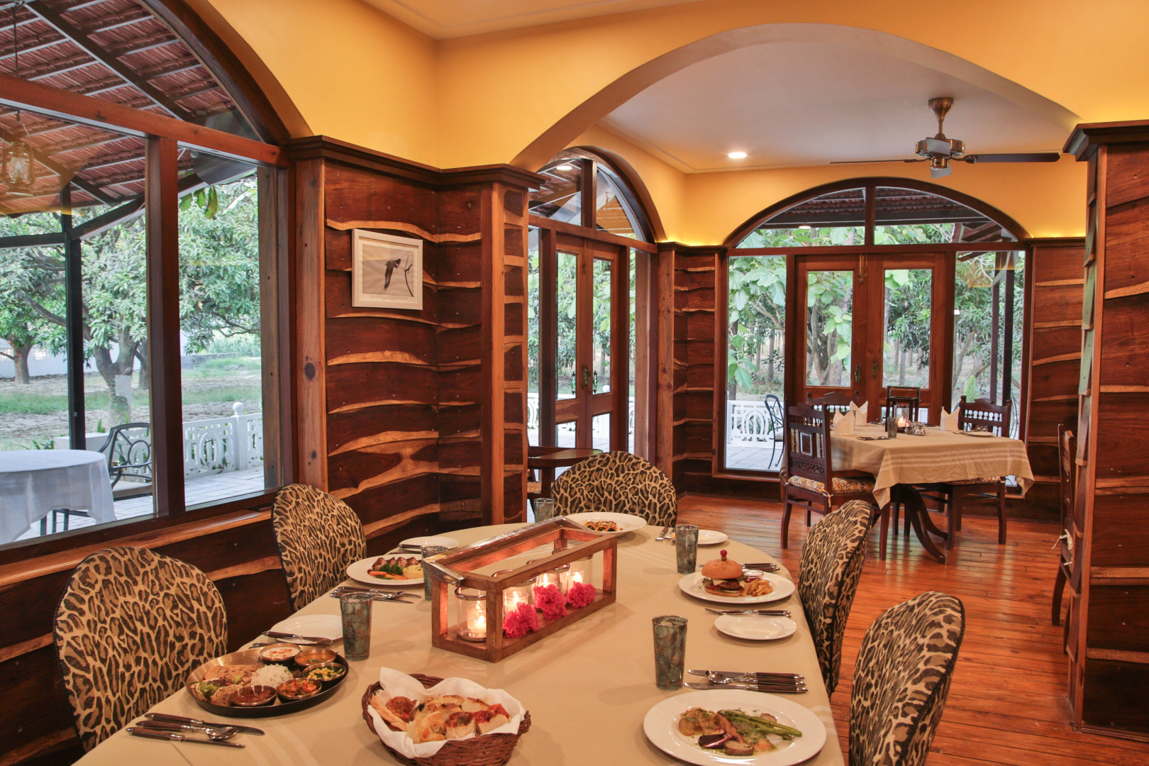 Отель Jaagir Lodge Dudhwa