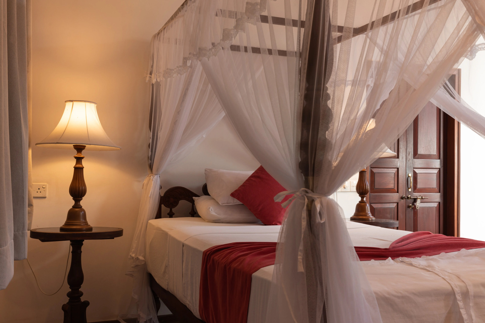 Вилла South Point Ocean 8 bedroom beach front