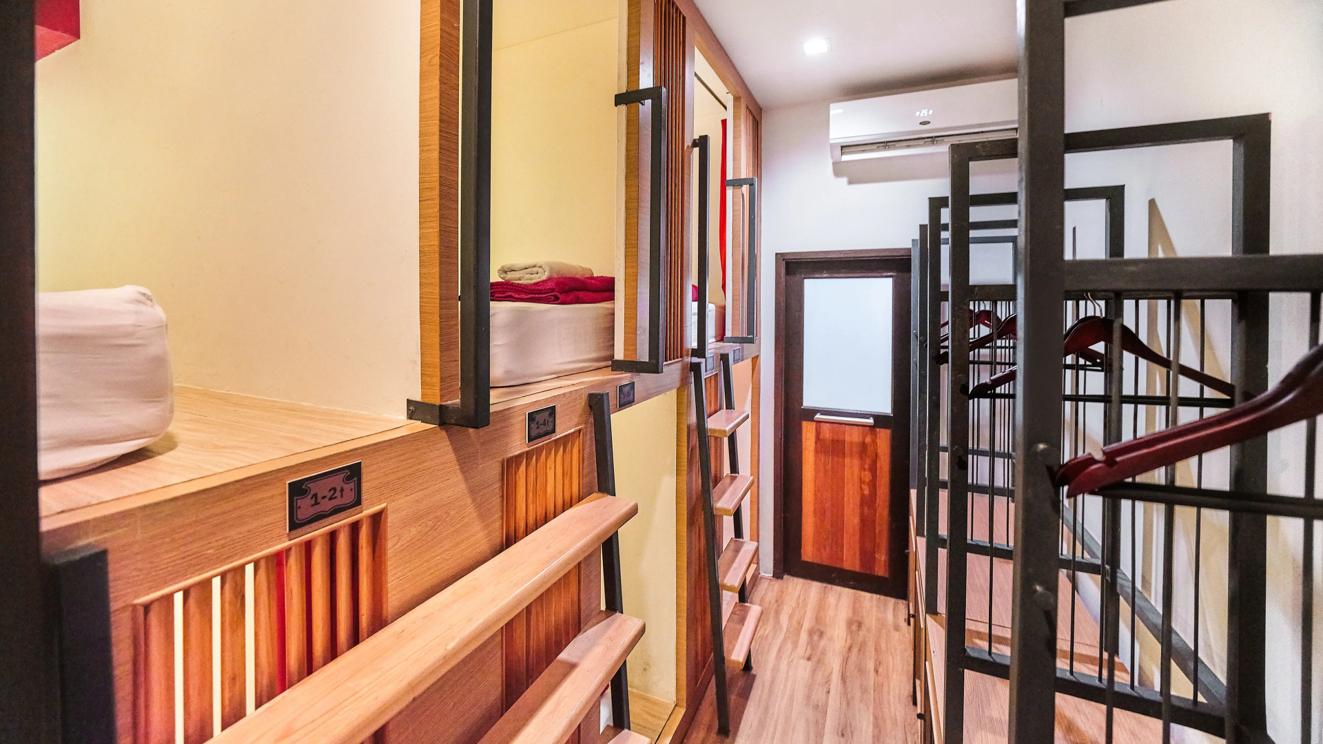 Отель Prince Theatre Heritage Stay