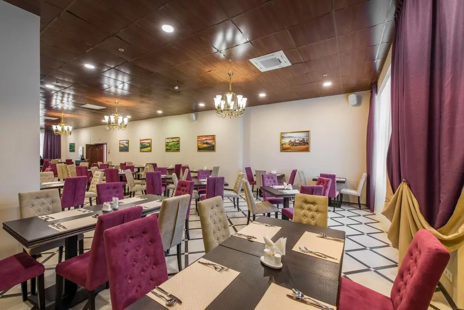 Отель Fortis Hotel Dubrovka