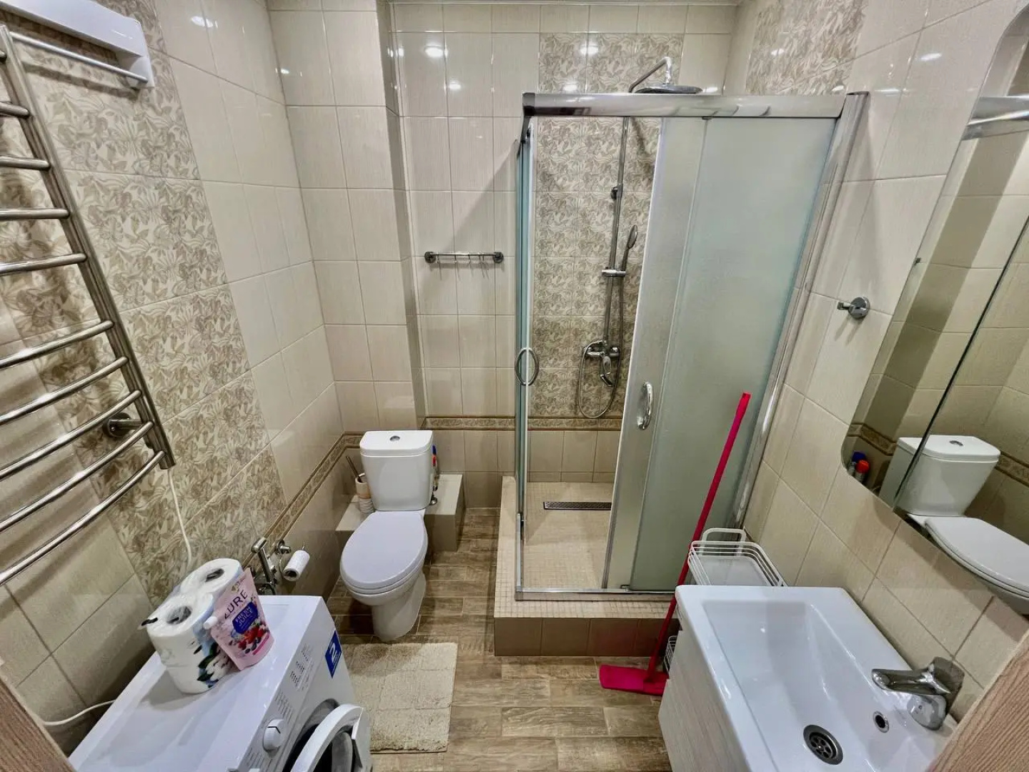 Квартира Изумрудная 38 1