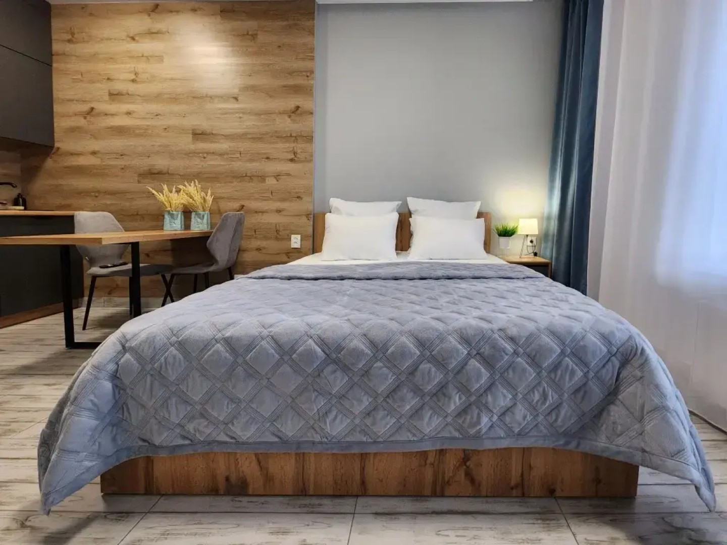 Апартаменты Comfort Home Вип в Метрополис 1