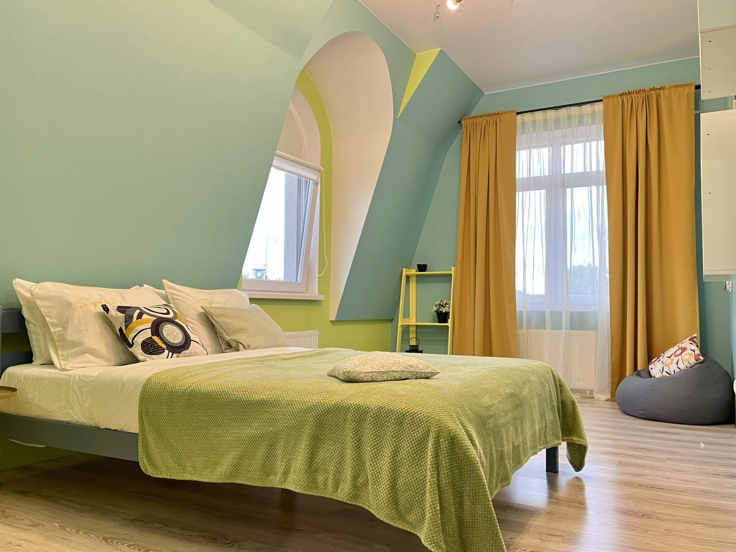 Квартира Royal Star Apartment