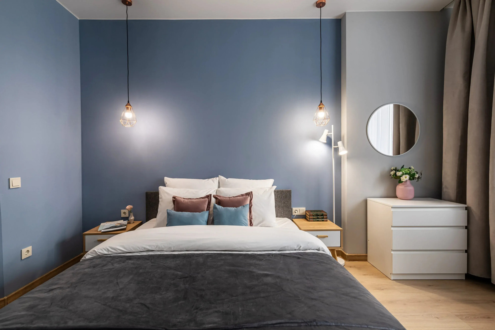 Квартира Евродвушка в Центре Рядом с Парком Горького