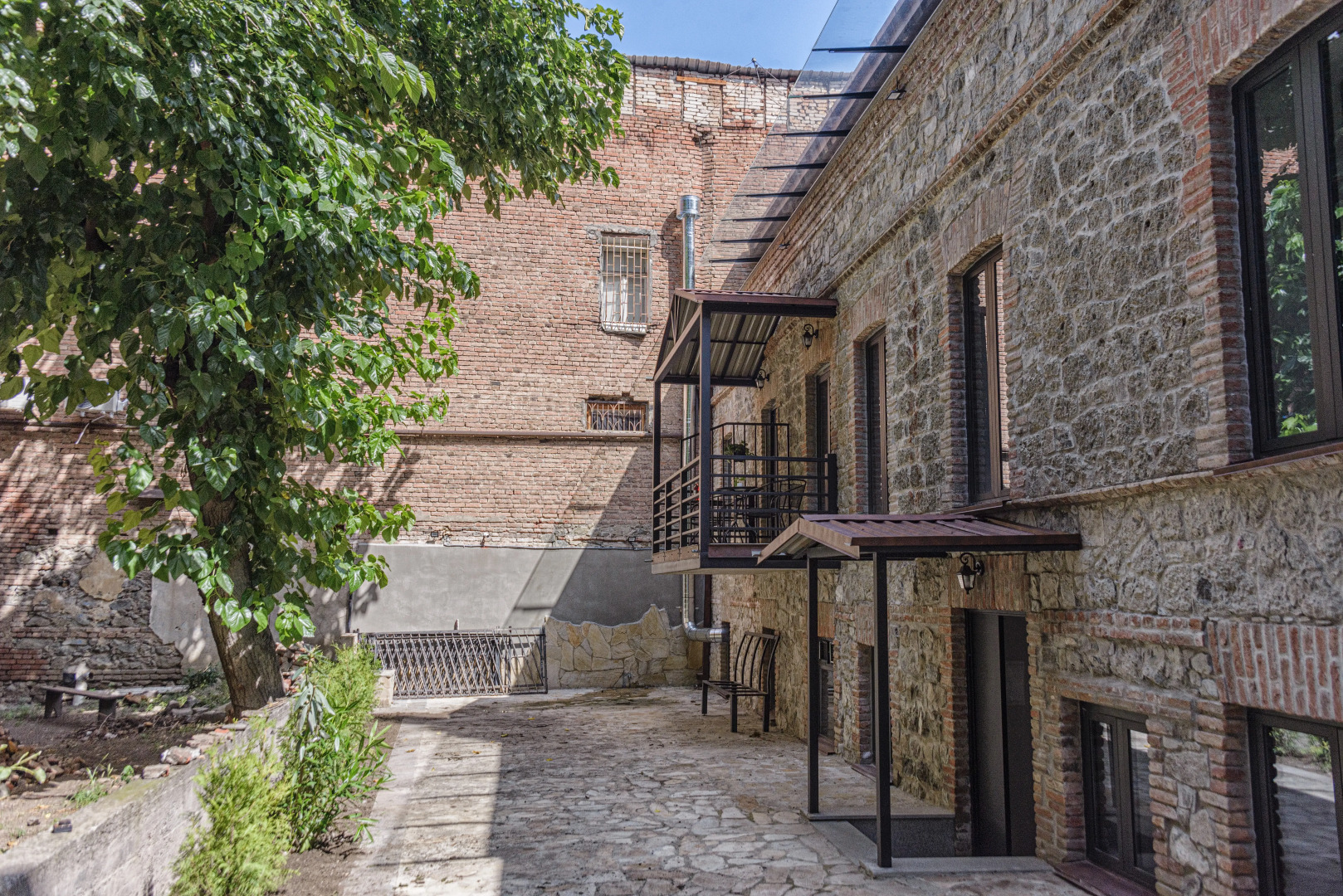 Отель Araki SOLOLAKI