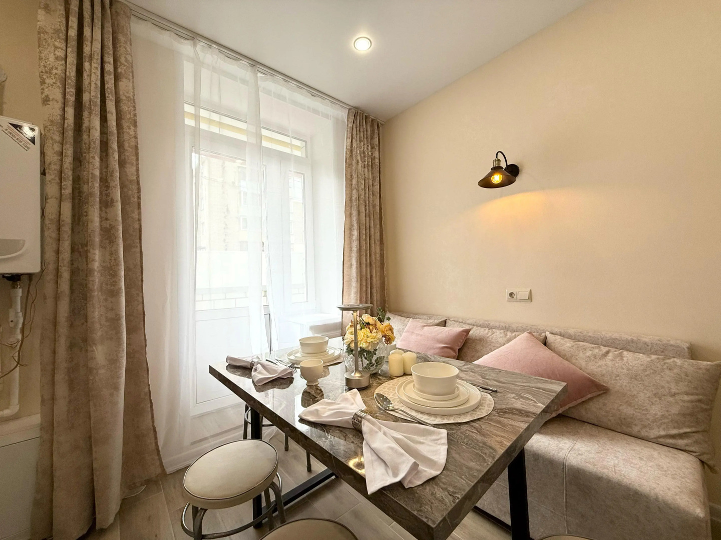 Апартаменты 2-к на Майской