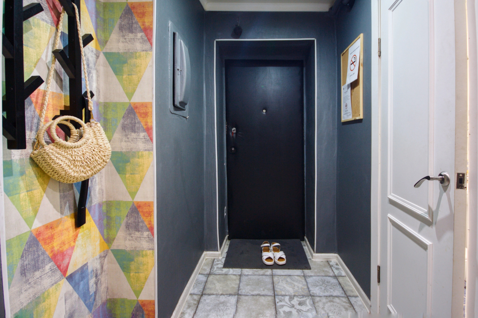 Апартаменты на Жаворонкова 1