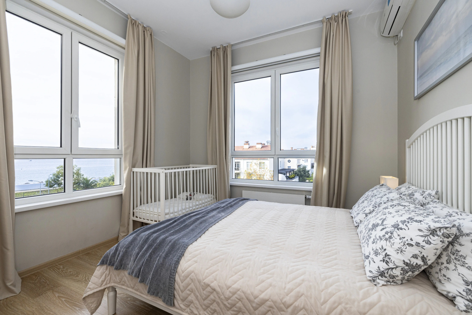 Апартаменты Smart Aparts Grand Seaview