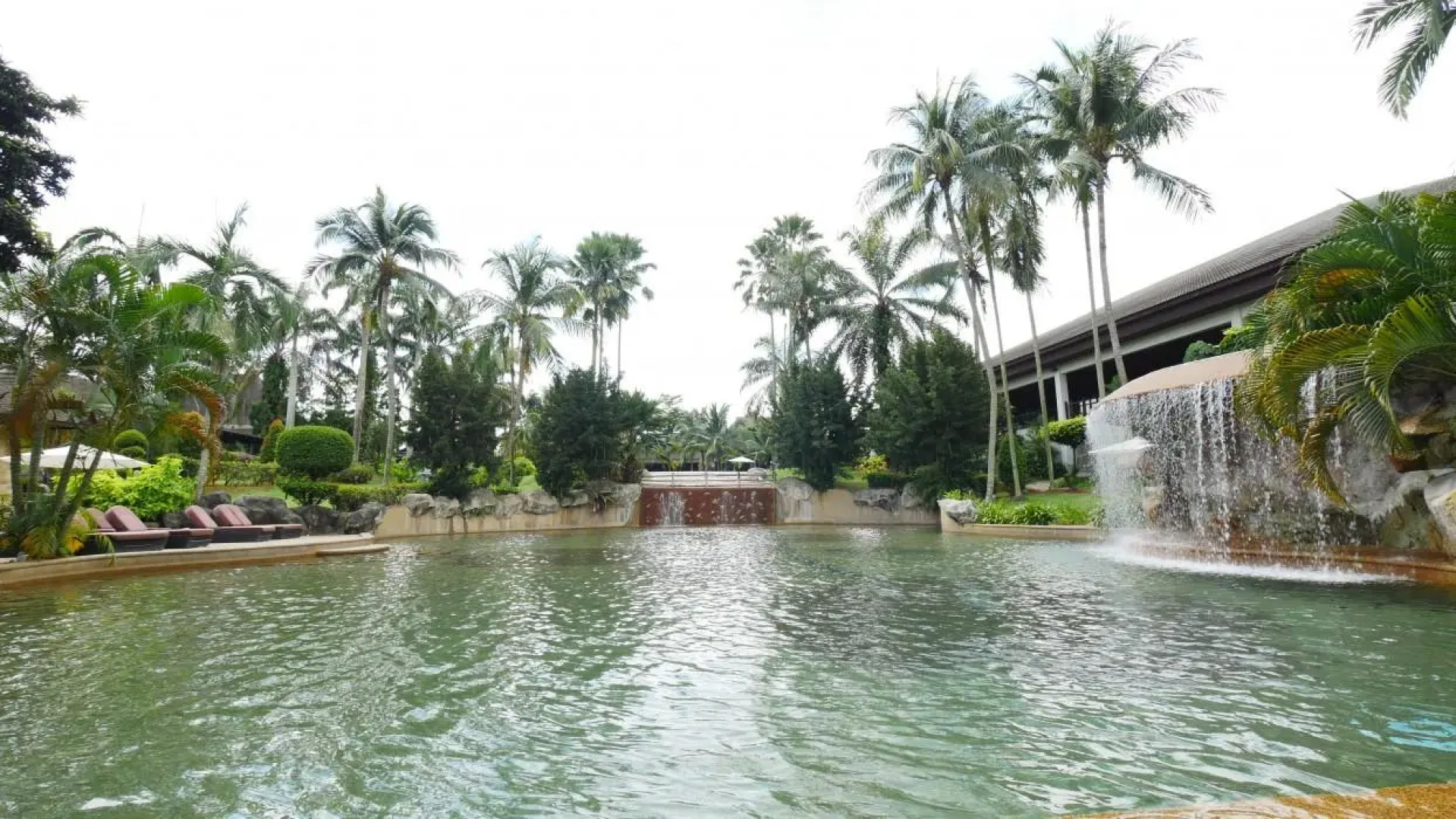 Отель Cyberview Resort & Spa