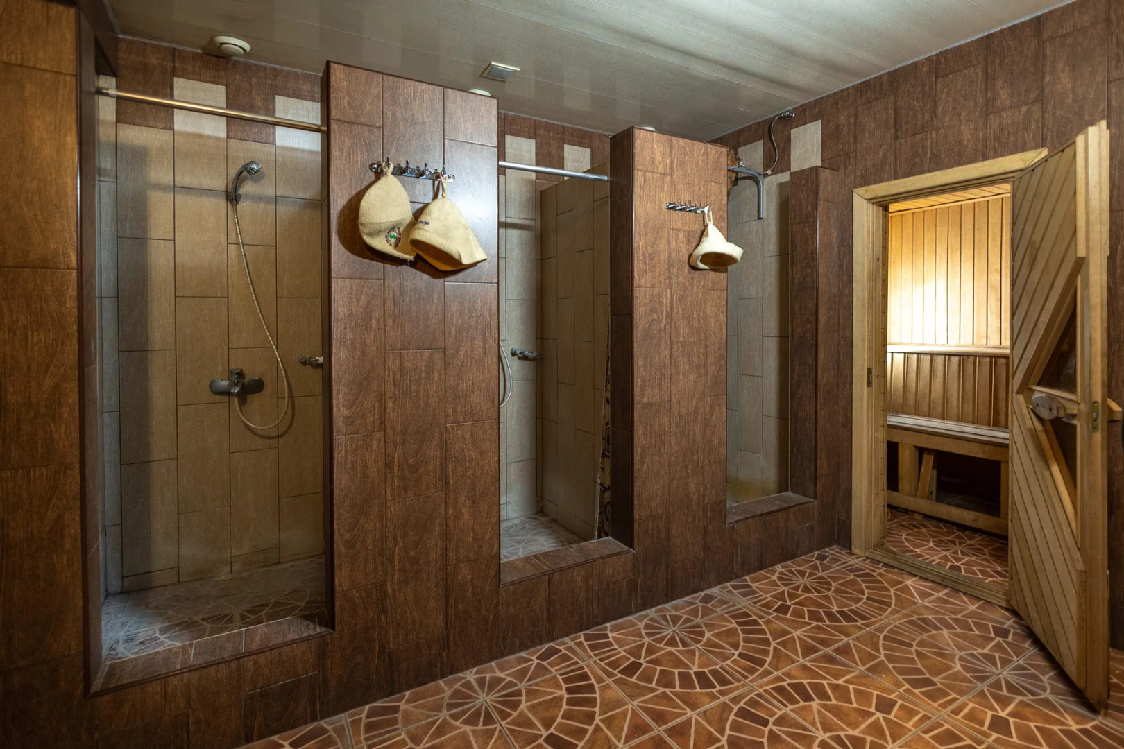 Отель Империя